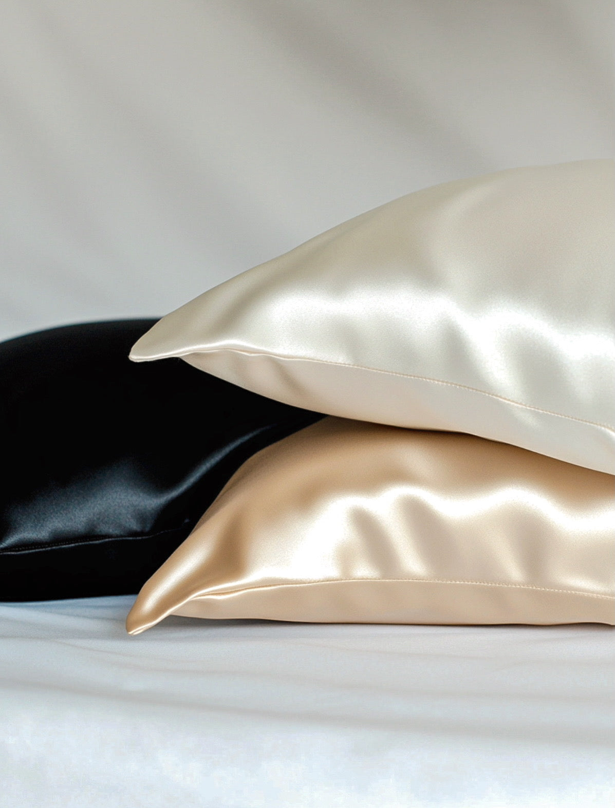 Black Standard Silk Pillowcase