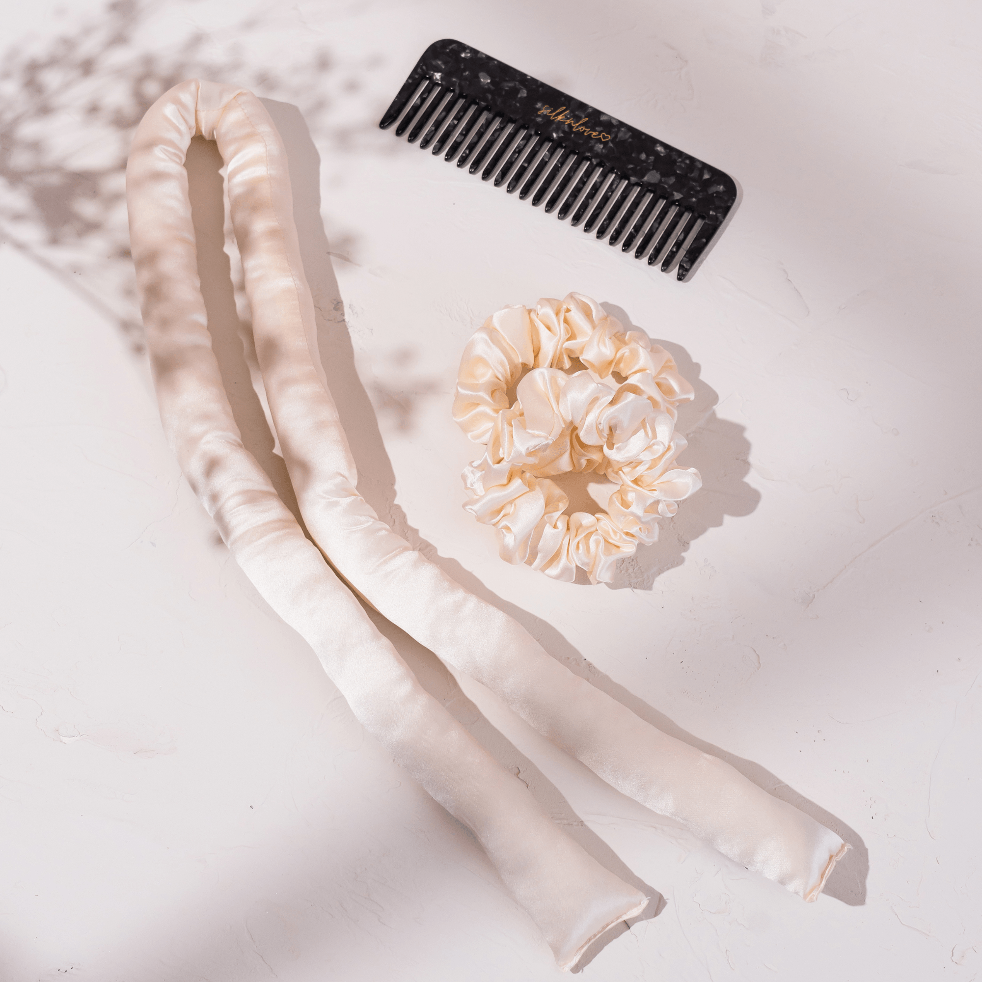 Silk Heatless Curler & Essential Comb Set - Silknlove Heatless Curls, Heatless Curler, Kitsch Heatless Curler, Best Hair Curler, How to curl hair, Overnight Curls, Robe Curls, Heatless Curling Rod, Heatless Curls for short hair, Heatless Curls with socks, Heatless curls with leggings, heatless curls at home, no heat curls, hair roller, jumbo hair roller, hair curler amazon, best gifts for her, Christmas gift sets for woman, Birthday gifts for her, Birthday gifts for females, Christmas gifts